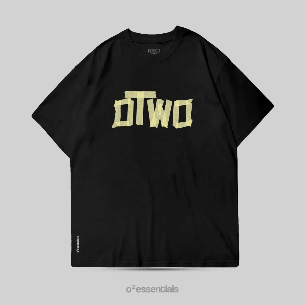 O2 Essentials Oversized T-Shirt – Don't Look Back Black back view